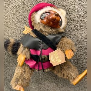 NWT Vintage Robin Raccoon #405/7500 Raikes Originals! Wood Face, Hands & Feet!